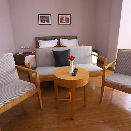 New Day Hotel Addis Ababa Ngoại thất bức ảnh