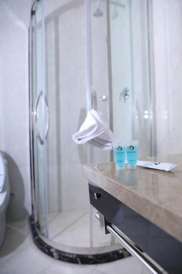 New Day Hotel Addis Ababa Ngoại thất bức ảnh