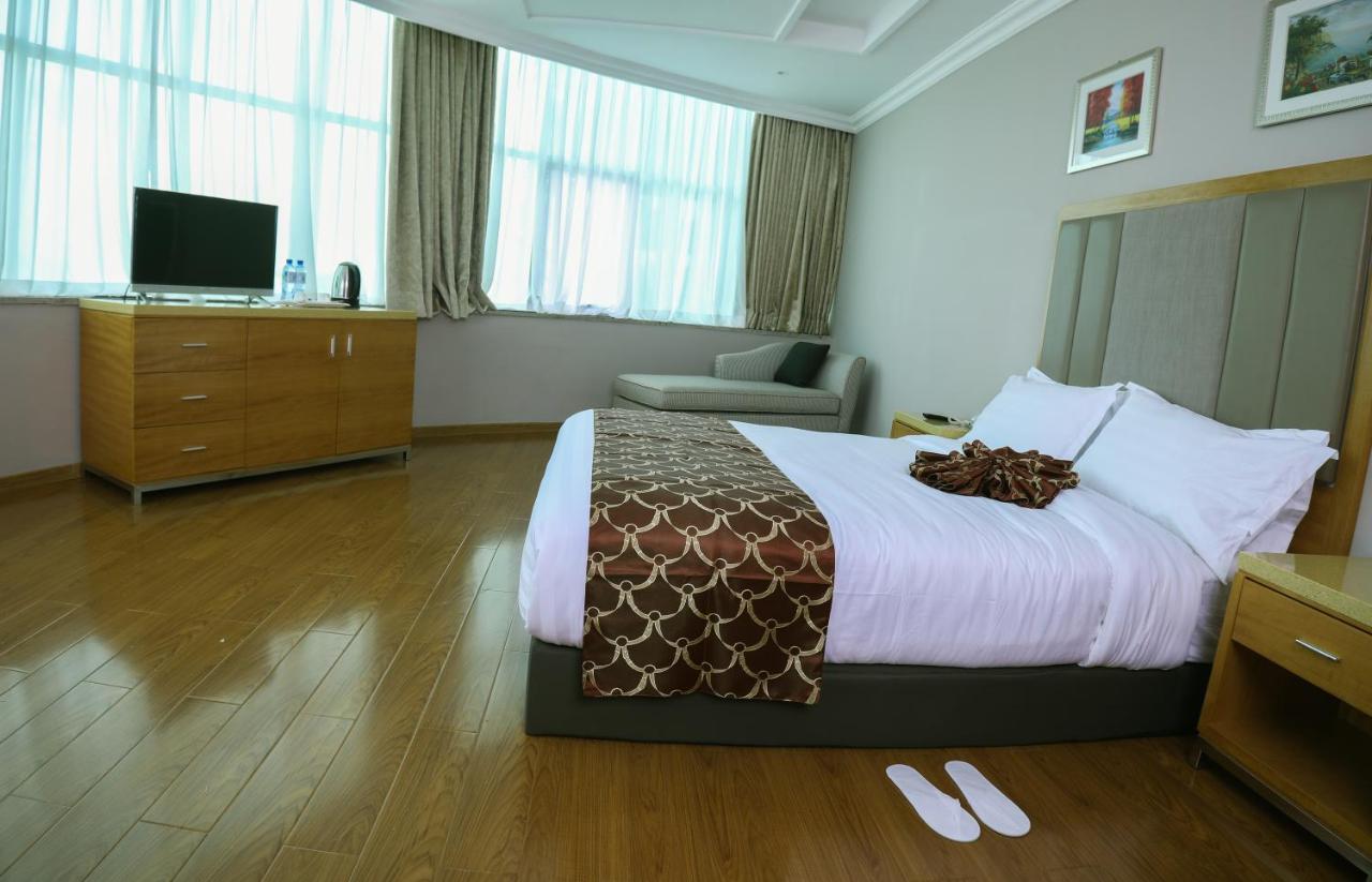 New Day Hotel Addis Ababa Ngoại thất bức ảnh